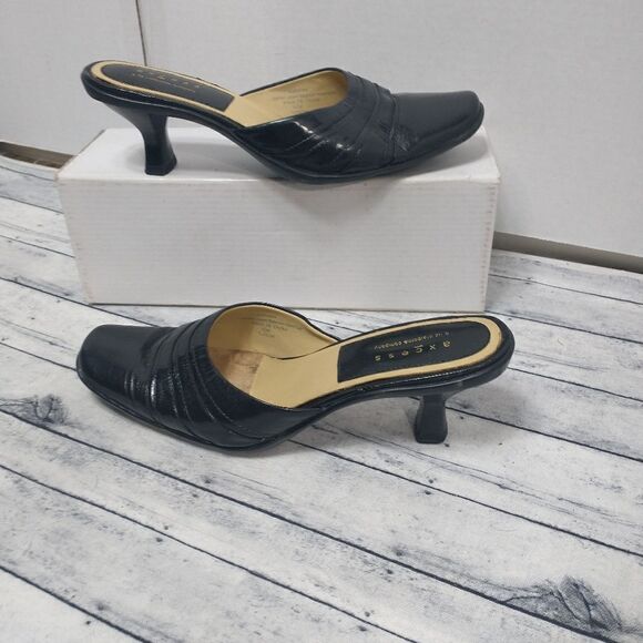 Axcess Liz Claiborne Black Leather Heels Shoes Size 6.5 M. - Picture 8 of 9